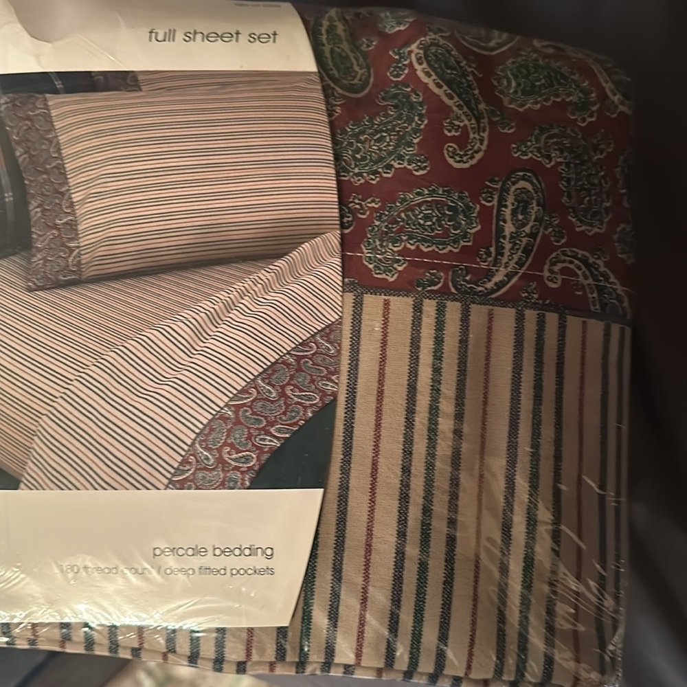 Full Percale Sheet Set - Picture 3 of 3